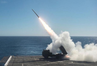 美军海上射火箭炮，灭70公里外目标