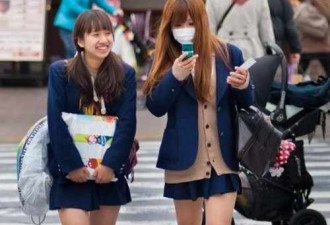 日本校服女生裙子 长度又破纪录