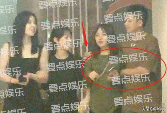 比曹云金更炸裂，苏醒连撩4女，现场表演砸电视