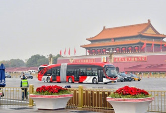 北京首批电动巴士启用 特设空气过滤系统