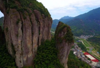 浙江警方一天救下19位攀岩遇险客悬空几小时