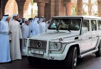迪拜最壕富二代，开2亿豪车挂1亿车牌