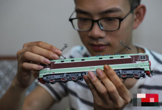 贵阳“90后”机械师 男子了收藏百余节火车模型