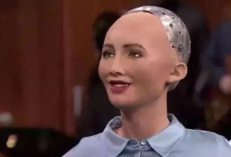 史上首个机器人公民索菲亚：我会毁灭人类！