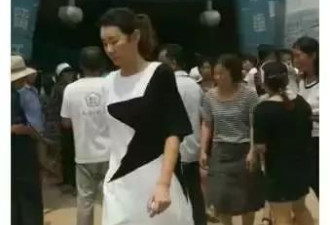 王宝强绯闻女友披麻戴孝里外操劳 疑似成为女主