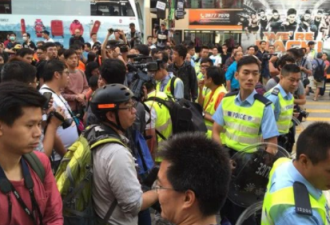 社评：对暴徒冲击香港立法会的行径大声说不