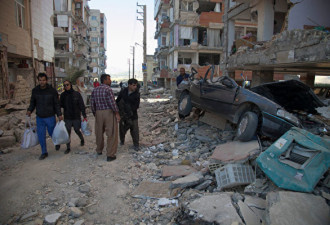 两伊边境地震死亡人数超400 近7000伤