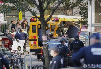 纽约卡车撞人致8死多人受伤 恐怖袭击现场