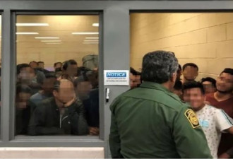 美国土安全部公布移民拘留中心照片，人满为患