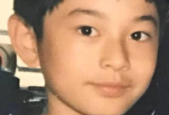 Baby儿子小海绵正面照曝光 简直是迷你版黄晓明
