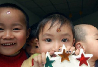 虐童频发 中国应建设什么样的婴幼儿照护体系?