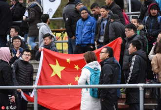 中国U20德国比赛被藏独旗挑衅 球员退场抗议