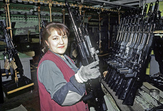 为逃美国制裁，AK-47制造商将“公有变私有”