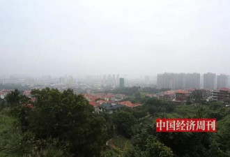 莆田亿万富翁涉黑历史：占寺院土地，监视和尚