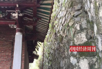莆田亿万富翁涉黑历史：占寺院土地，监视和尚