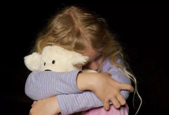 一位美国母亲自述 4岁女儿日托中心被性侵