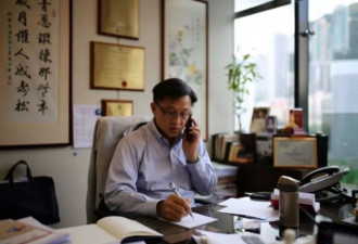 环球时报：英国驻华大使想拉香港议员倒戈