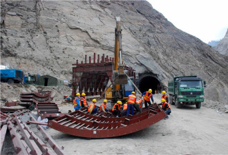 巴基斯坦拒绝中国140亿美元水坝项目援资
