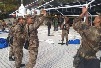 救援官兵到达西藏6.9级地震震中
