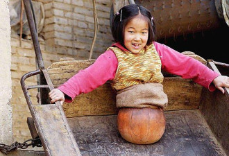当初那个感动中国的篮球女孩，如今怎么样了
