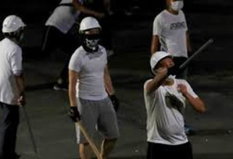 国际媒体关注：香港黑社会无差别暴打市民