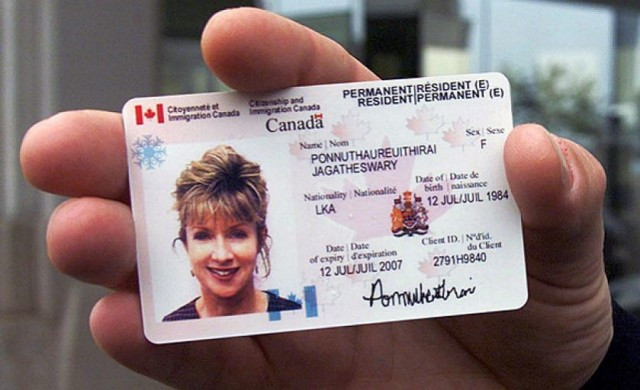 “permanent resident card canada”的图片搜索结果