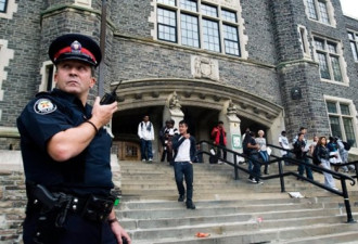 加拿大最大教育局取消配枪警察校园巡逻项目