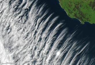 NASA卫星在澳洲发现奇景，真相是“地震云”?