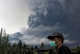 机场关闭   火山大爆发已“迫在眉睫”