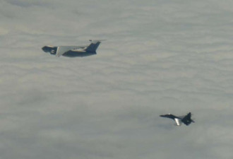 台F-16紧急起飞拦截大陆战机 形势紧张！