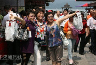 北京暂停大陆居民赴台自由行，企图影响大选？