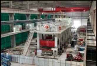 特斯拉上海工厂照片首曝光 机器人进厂