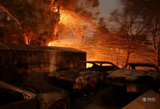 南加大火蔓延 1人遇难 数万撤离 州际公路关闭