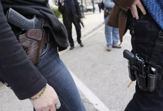 枪击案过后德州决定放松枪械管制 更多人去买枪