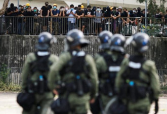 英国卫报形容香港政治局势“太扯了”，啥意思