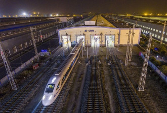 中国高铁网总长世界第一 印度才建第一条