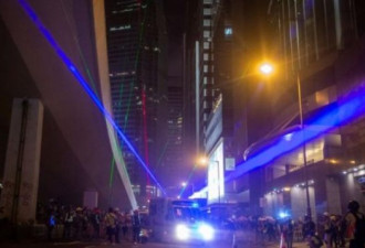 香港抗议：镭射笔成为示威者“武器”引争议