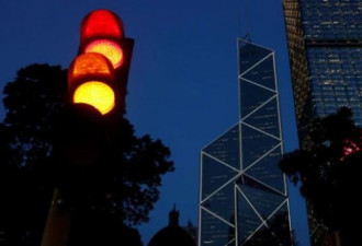 香港如果发生大规模挤兑，金融中心地位难保