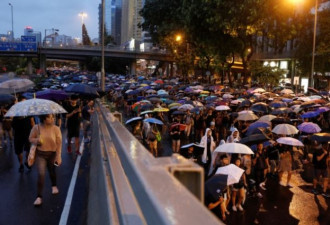 香港8.18大游行 民阵称170万人上街