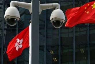 中国人大批准香港实施“一地两检”