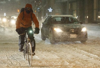多伦多公众人物取笑雪天骑车人，被怼惨了！