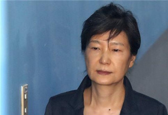 收网：朴槿惠擅政门最后一名高官被捕