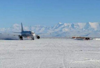 中国商用飞机降落南极 自组团游南极时代将临