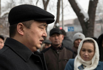 同意不再反华，哈萨克斯坦人权运动者被释放