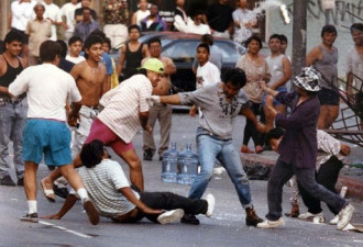 回顾1992洛杉矶暴动：震惊世界 如同小型战争