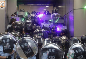 香港示威冲击各区经济实况 倒闭潮初现