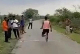 印度19岁少年光脚百米11秒 自信可破博尔特纪录