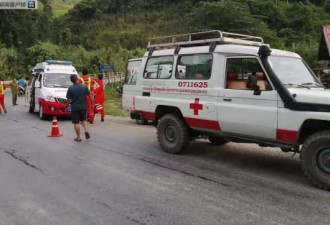 中国旅行团严重车祸，已致14人遇难，30人送医