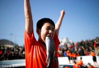 这是局势紧张的韩朝边境的一场捞鱼庆典
