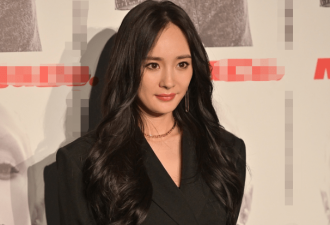 杨幂红毯无修图曝光，笑起来脸部肌肉纹丝不动